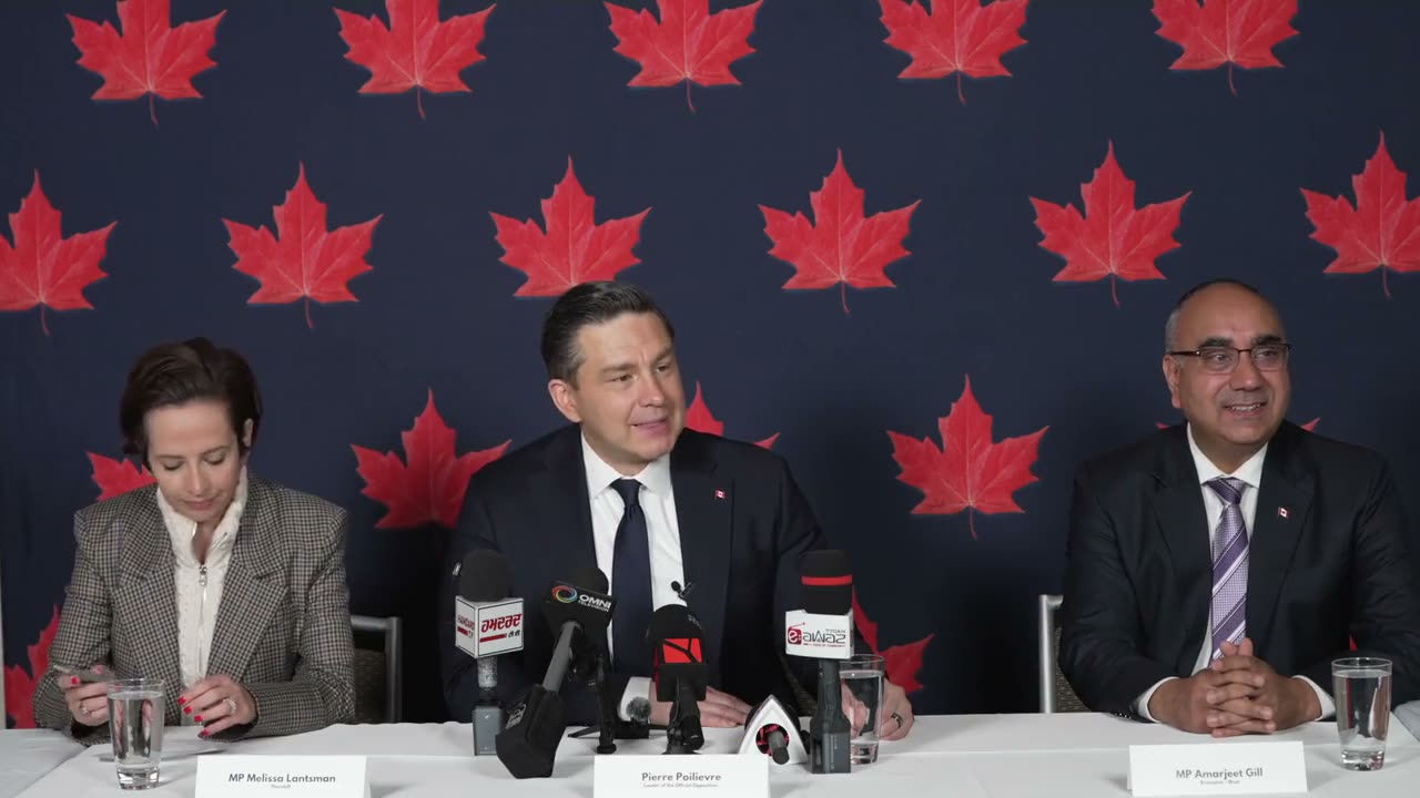 Federal Party Leader Press Conference, Credentialed press